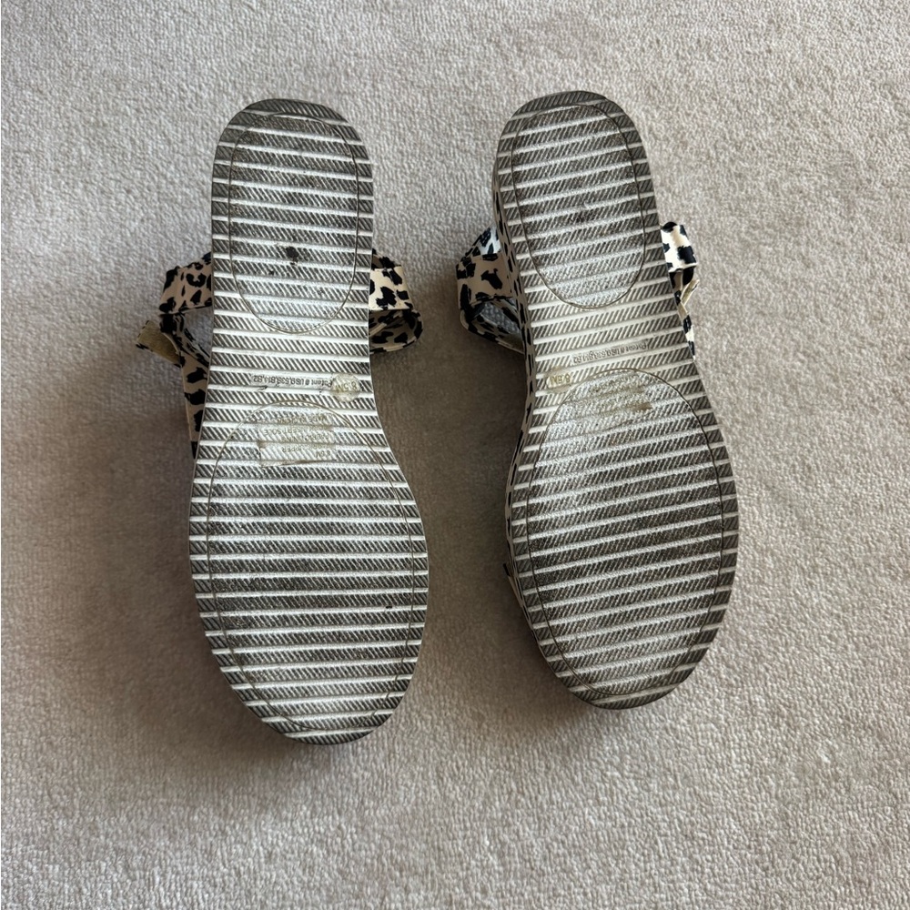 Gianni Bini Black and Cream Leopard Sport Sandals - Picture 5 of 5